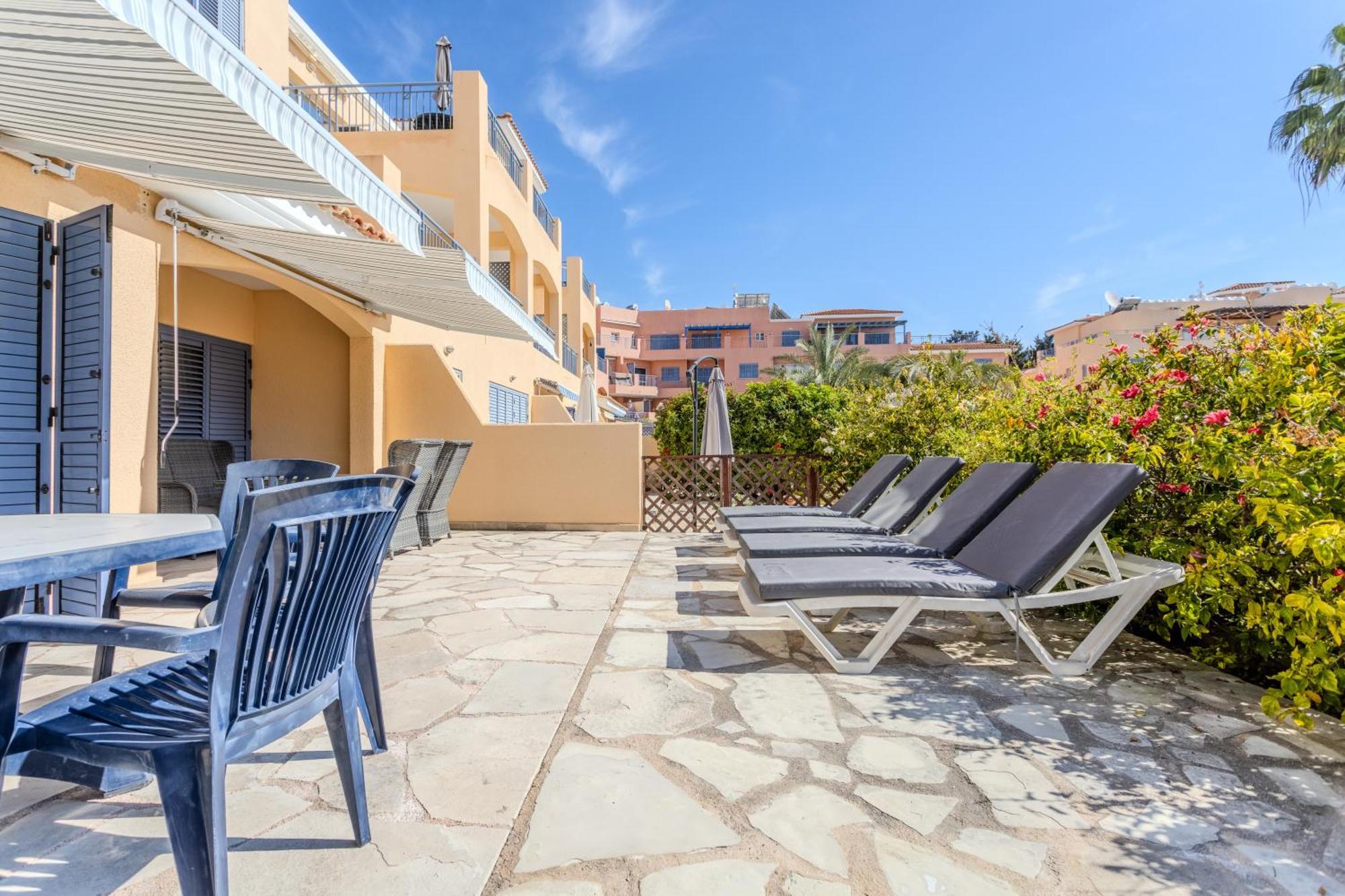 H&O Limnaria Elegance Pool View Apartment Paphos Buitenkant foto